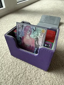 One Piece Vinsmoke Reiju OP06-042 Deck Core cards with custom leader and deckbox - Image 3