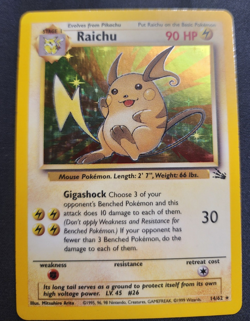 Pokemon Unlimited Fossil Set Holo Rare Raichu LP #14/62 Vintage Card - Image 3