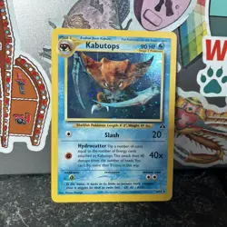 Pokemon TCG Neo Discovery Kabutops Holo NM 6/75 - Image 1