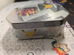 Pokemon - 25th Anniversary Celebrations Tin Lance's Charizard V SEALED 820650809880 - Image 4