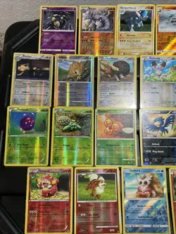 (30) Pokemon Cards Lot WOTC Vtg Holo STAMPED REVERSE Swirl Growlithe Entei Gloom - Image 2