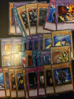 Yugioh LOB MRD PSV reprint Bundle 9 Holo 36 Rares 300+ Commons - Image 2