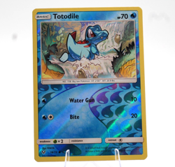 Totodile | #18/73 | Reverse Holo | Common | Shining Legends | Pokemon | 2014 - Image 1
