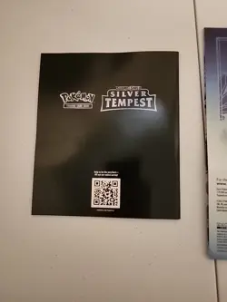 Silver Tempest Pokemon Etb Outer Sleeve And Player Guide - Image 2