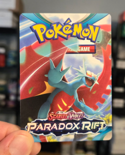 Pokemon TCG Roaring Moon ex Paradox Rift Prerelease Trainer Tips Card NM/M - Image 1