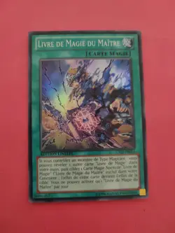 Livre De Magie Du Maitre Carte Yu Gi Oh Francais - Image 1