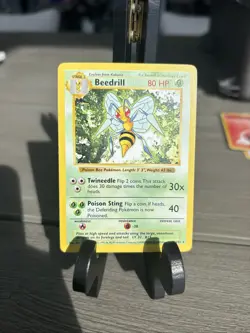 Pokemon TCG Beedrill Card 17/102 Rare Unlimited Shadowless 1999 Base Set - Image 1