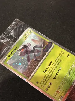 EN Promo Card Genesect 008 Phantasmal Flames Stamped Cosmos Foil Swirl Sealed - Image 1