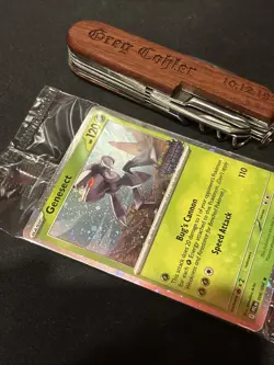 EN Promo Card Genesect 008 Phantasmal Flames Stamped Cosmos Foil Swirl Sealed - Image 3