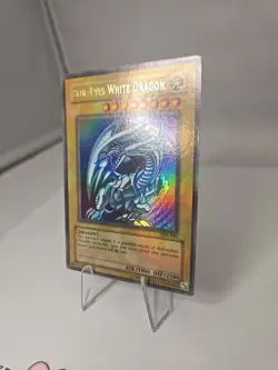 YUGIOH - BLUE-EYES WHITE DRAGON - SDK-001 - UNLIMITED - HOLO BLEED - MISPRINT - Image 4