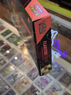 ✅ Pokemon TCG Flareon Eeveelution Vmax Premium Collection Box Factory Sealed 820650851308 - Image 4