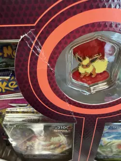 ✅ Pokemon TCG Flareon Eeveelution Vmax Premium Collection Box Factory Sealed 820650851308 - Image 5