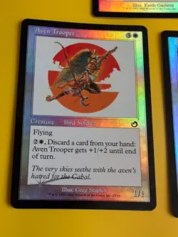 Floating Shield x2 & Aven Trooper MTG 3 Card. Old Vintage 3 Foil. Torment. - Image 5