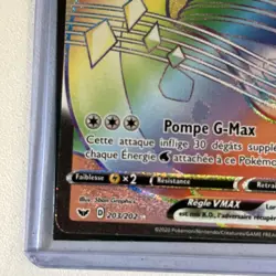 CARTE POKEMON LOKHLASS VMAX 203/202 RAINBOW SECRETE EPEE ET BOUCLIER EB01 FR - Image 4