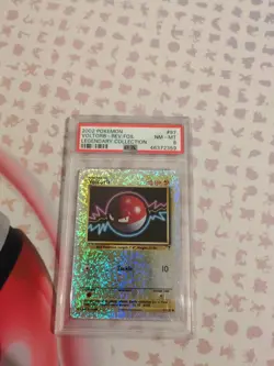 2002 Pokemon Voltorb Rev.Foil Legendary Collection PSA 8 - Image 1