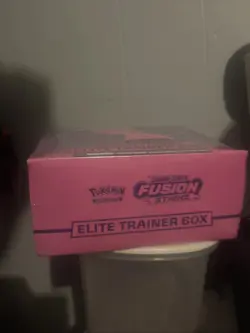 Nintendo Pokemon TCG: Sword & Shield Fusion Strike Elite Trainer Box 820650809330 - Image 4
