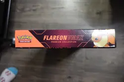 POKEMON TCG FLAREON VMAX PREMIUM COLLECTION EEVEELUTION SEALED NEW IN BOX - Image 5