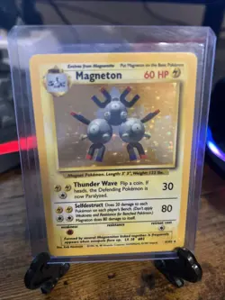 Magneton Pokemon TCG Unlimited Base set Holo Rare - Image 1