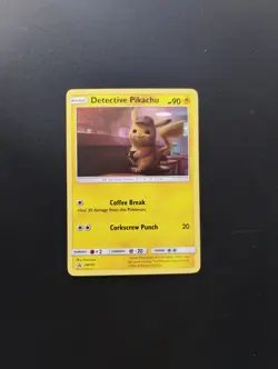 Detective Pikachu SM190 LP Holo Rare Promo Pokemon Card (#1) - Image 1