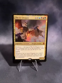 The Ur-Dragon Commander 2017 Foil - Image 1