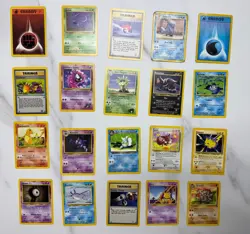 Lot of 20 Pokemon Cards Base Set including Pikachu #70 - Image 1