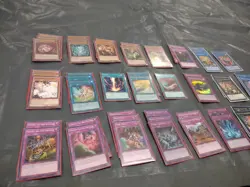 YU-GI-OH TRAPTRIX DECK WITH SLEEVES - Image 5