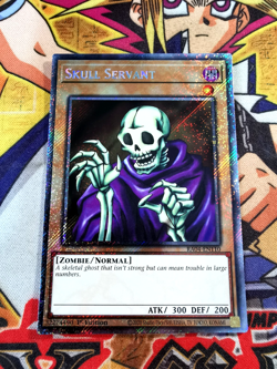 Skull Servant ra04-en110 (M/NM+) Platinum-Secret Rare Yu-Gi-Oh! - Image 1