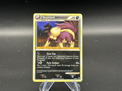Skuntank - 37/90 HS-Undaunted - Pokemon TCG - 2010 - Image 1