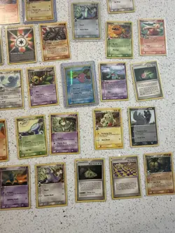 Lot Of (46) Pokemon 2006-07 Cards (8 Uncommon And 3 Rare VG) - Image 4