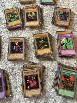 Yu-Gi-Oh Lot of Cards 320+ Cards Mixed Magic Trap Monster And Toon Cards - Image 4