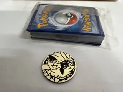 Lot of 448 English POKEMON Trading Cards + 1 Sealed Pack (Some Sleeved) - Image 3