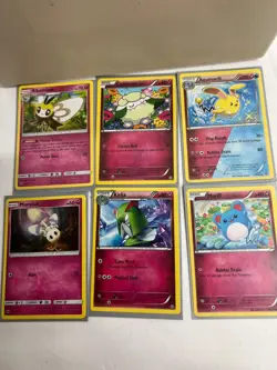Lot of 448 English POKEMON Trading Cards + 1 Sealed Pack (Some Sleeved) - Image 5