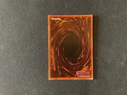 Blue Eyes White Dragon SDK-001 Holo Rare YuGiOh 2002 MP Moderately Played - Image 3