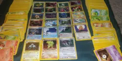Pokemon Card Lot - 19 Holo- 250+ non foil Cards - SEE PICTURES - Image 1
