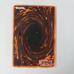 Yu-Gi-Oh! TCG Blue-Eyes White Dragon SDK-001 Ultra Rare - Image 3