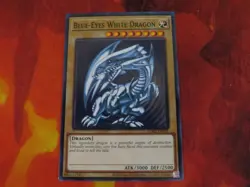 2020 Yu-Gi-Oh! Card Blue Eyes White Dragon (DK2-ENK0) - Image 1