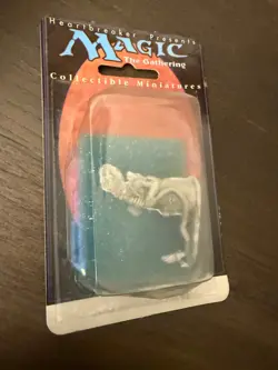 MTG (Magic the Gathering) Heartbreaker Miniatures Lot (10 figures) in packaging - Image 3