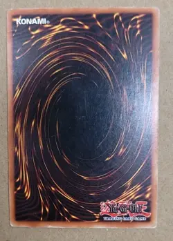 Yu-Gi-Oh! The Portrait's Secret LON-052 Labyrinth of Nightmare - Image 2