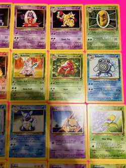 60/130 Vintage Wizards Of The Coast 2000 Pokemon Base Set 2 Lot NM-HP No Doubles - Image 3