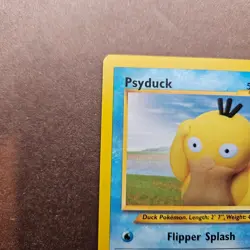 Psyduck 79/105 Pokemon Neo Destiny Card - LP - Image 2