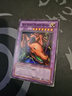 Yu-Gi-Oh! TCG Twin-Headed Thunder Dragon MRD-E120 Unlimited Super Rare NM - Image 3