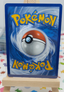 Pokemon TCG Reshiram Shining Fates Holo Card 017/072 Amazing Rare - Image 2