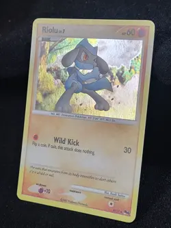 Pokemon TCG Riolu 8/17 POP Series Holo WOTC LP - Image 2