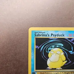1st Edition Sabrina's Psyduck 99/132 Pokemon Gym Challenge Card - MP - Image 2