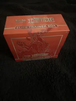 Factory Sealed Pokemon TCG Battle Styles (Red) Elite Trainer Box (ETB) - Image 2