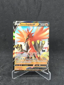 Pokemon Card Galarian Zapdos V (080/198) Chilling Reign Holo Rare V Play! Promo - Image 1