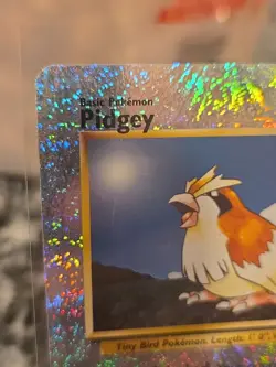 Pidgey 85/110 Pokemon Legendary Collection Reverse Holo Near Mint Lightly Played - Image 2