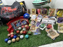 Bakugan - Large Lot! (20+ figures,40 Cards arena, and carrying case - Image 1