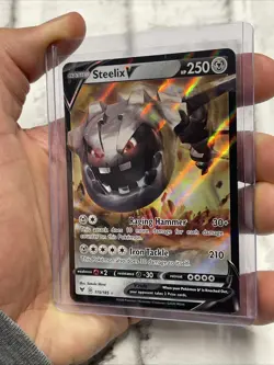Pokemon Holo Steelix V 115/185 Ultra Rare Vivid Voltage Pokemon TCG NM/MT 2020 - Image 2