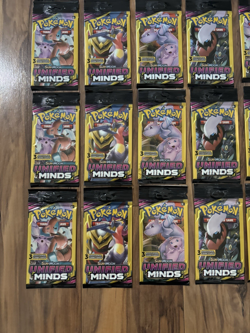 Lot of 32 Pokemon Unified Minds Sun & Moon 3 Card Mini Booster Packs - Image 4